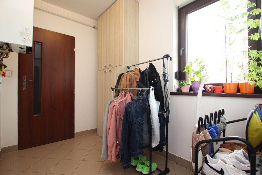 wrocławski, Żórawina, Karwiany, Piękny bliźniak - idealny dla rodziny