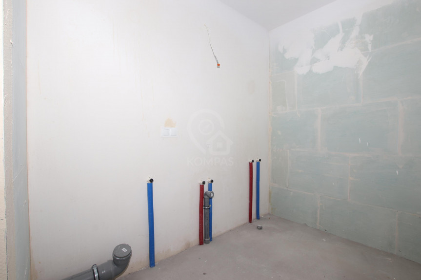 Wrocław, Wrocław-Psie Pole, Jankiela, Dwustronne, słoneczne mieszkanie z 2 ogr&oacute;dkami