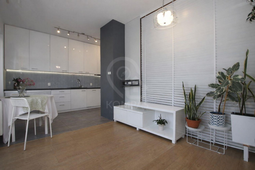 Wrocław, Wrocław-Krzyki, Wojszyce, Klasztorna, Przestronne 3 pok. z 2011 roku z miejscem w garażu