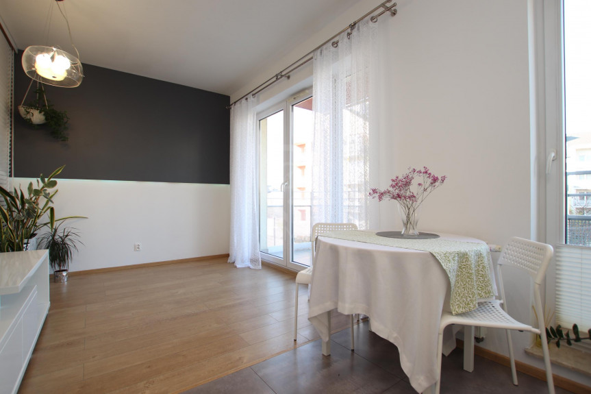 Wrocław, Wrocław-Krzyki, Wojszyce, Klasztorna, Przestronne 3 pok. z 2011 roku z miejscem w garażu