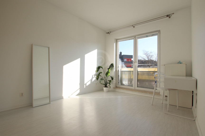 Wrocław, Wrocław-Krzyki, Wojszyce, Klasztorna, Przestronne 3 pok. z 2011 roku z miejscem w garażu