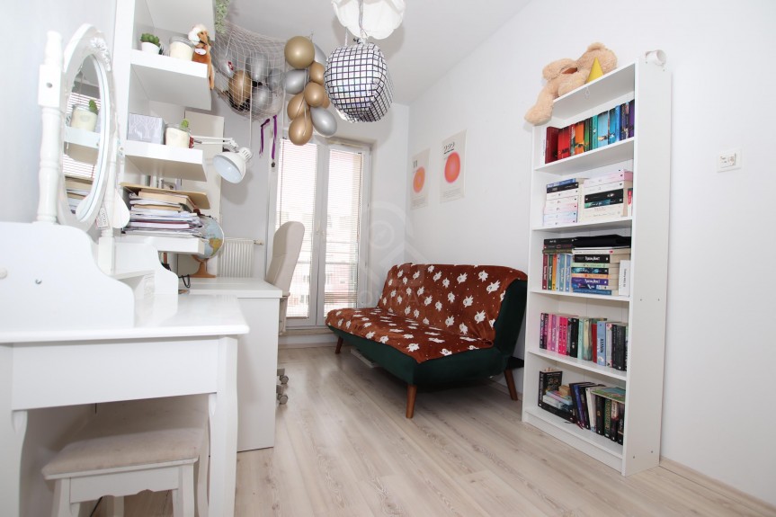 Wrocław, Wrocław-Krzyki, Wojszyce, Klasztorna, 3 pokoje | Jasne | Zadbane | Dwustronne | Spok&oacute;j