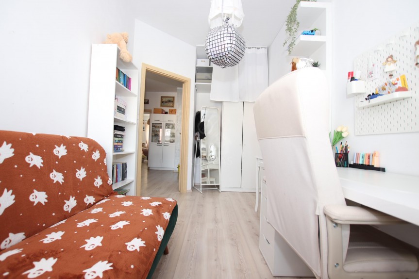 Wrocław, Wrocław-Krzyki, Wojszyce, Klasztorna, 3 pokoje | Jasne | Zadbane | Dwustronne | Spok&oacute;j