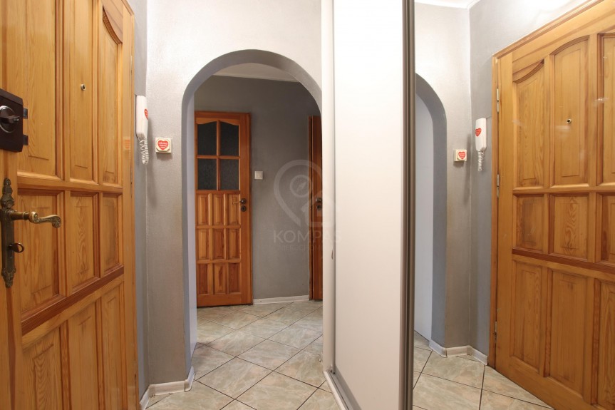 Wrocław, Wrocław-Psie Pole, R&oacute;żanka, Rowerowa, 2pok,osobna kuchnia,2balkony,piwnica,wysoki parter