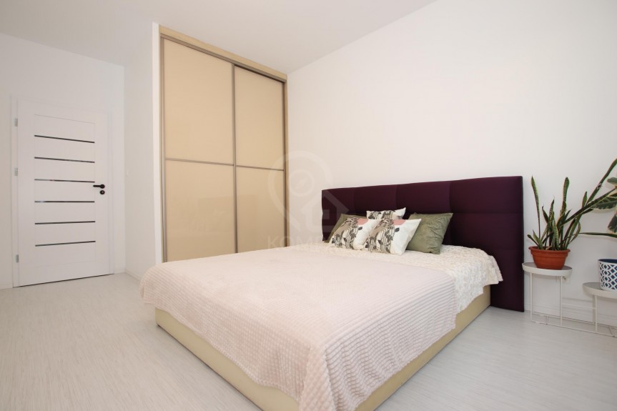 Wrocław, Wrocław-Krzyki, Wojszyce, Klasztorna, Przestronne 3 pok. z 2011 roku z miejscem w garażu