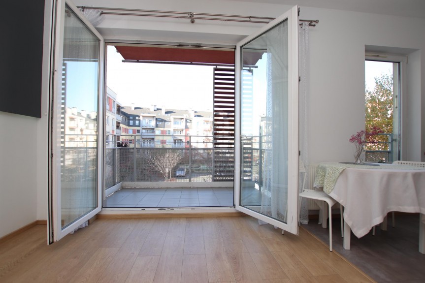 Wrocław, Wrocław-Krzyki, Wojszyce, Klasztorna, Przestronne 3 pok. z 2011 roku z miejscem w garażu