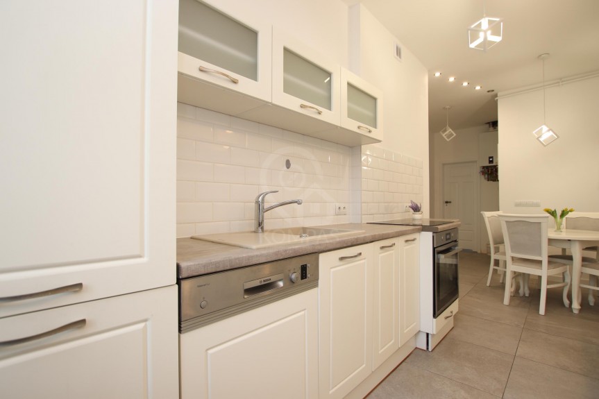 Wrocław, Wrocław-Śr&oacute;dmieście, Plac Grunwaldzki, Oskara Minkowskiego, 3 pok. po remoncie w odrestaurowanej kamienicy