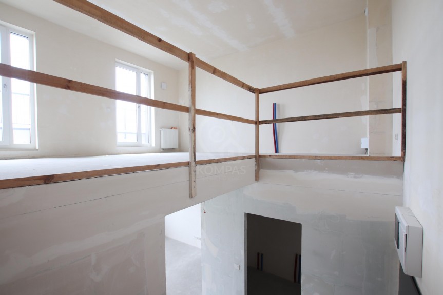 Wrocław, Wrocław-Krzyki, Jagodno, Kajdasza, 3/4 POK.| balkon | taras | parking| pętla autobus.