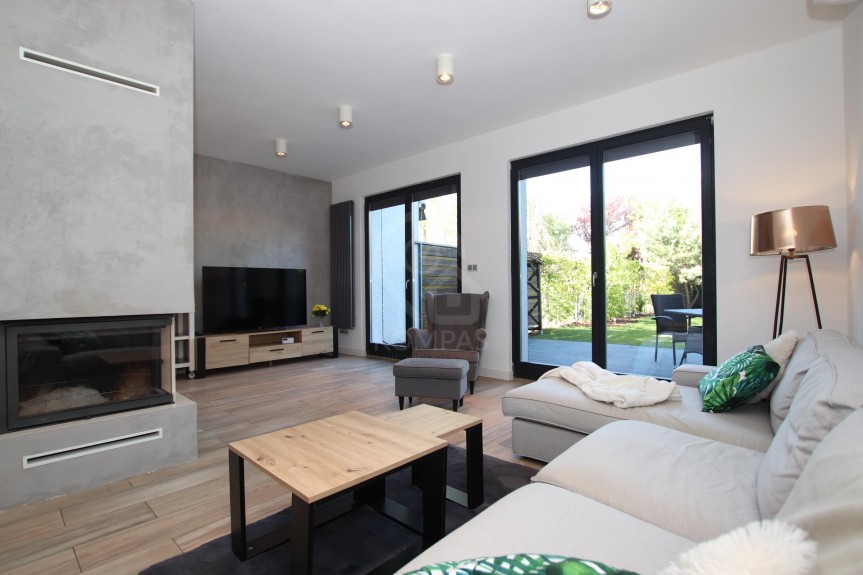 Wrocław, Wrocław-Krzyki, Ołtaszyn, Jaspisowa, Dom PREMIUM | Ogr&oacute;d 200m2 | zakup bez zgody MSWiA