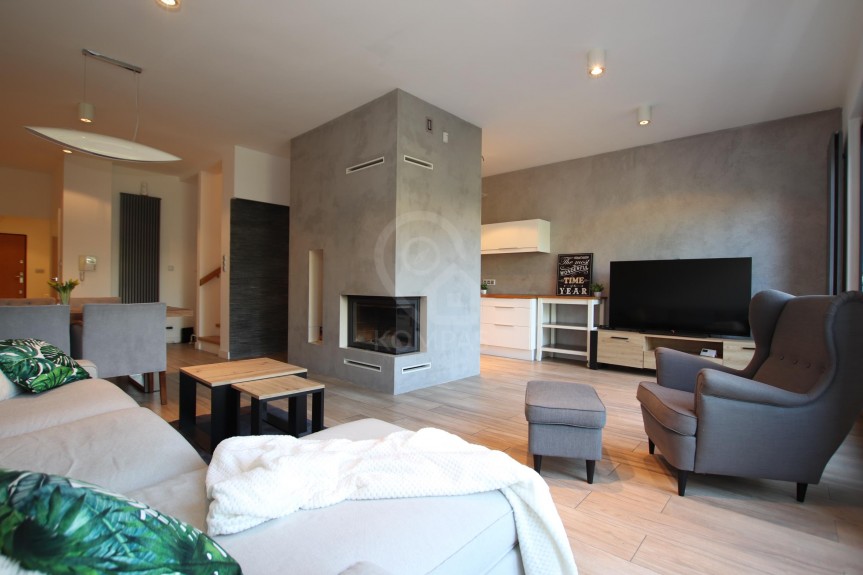 Wrocław, Wrocław-Krzyki, Ołtaszyn, Jaspisowa, Dom PREMIUM | Ogr&oacute;d 200m2 | zakup bez zgody MSWiA