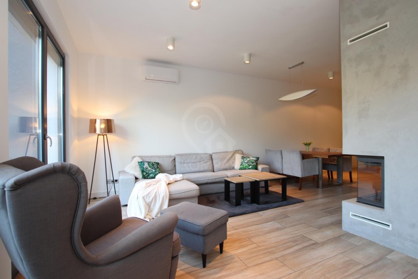 Wrocław, Wrocław-Krzyki, Ołtaszyn, Jaspisowa, Dom PREMIUM | Ogr&oacute;d 200m2 | zakup bez zgody MSWiA