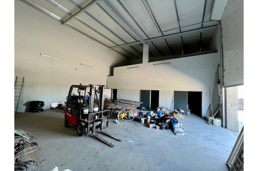 wołowski, Woł&oacute;w, Stobno, Nowoczesny dom 201m2 plus hala magazynowa 244m2