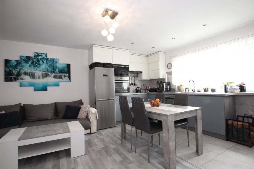 Wrocław, Wrocław-Fabryczna, Leśnica, Lutyńska, 4 pokoje | Ogr&oacute;d 200m2 | Garaż | Remont w 2018r