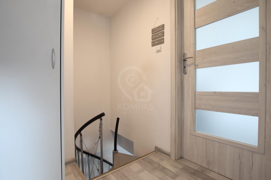 Wrocław, Wrocław-Fabryczna, Leśnica, Lutyńska, 4 pokoje | Ogr&oacute;d 200m2 | Garaż | Remont w 2018r